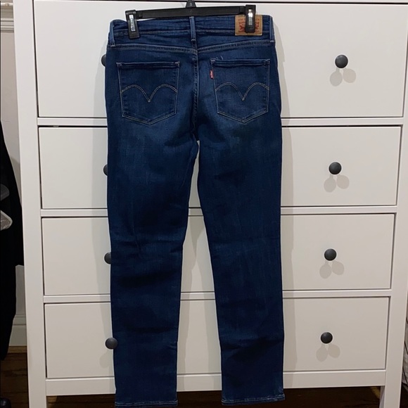 Levi’s Mid Rise Skinny - Picture 2 of 4